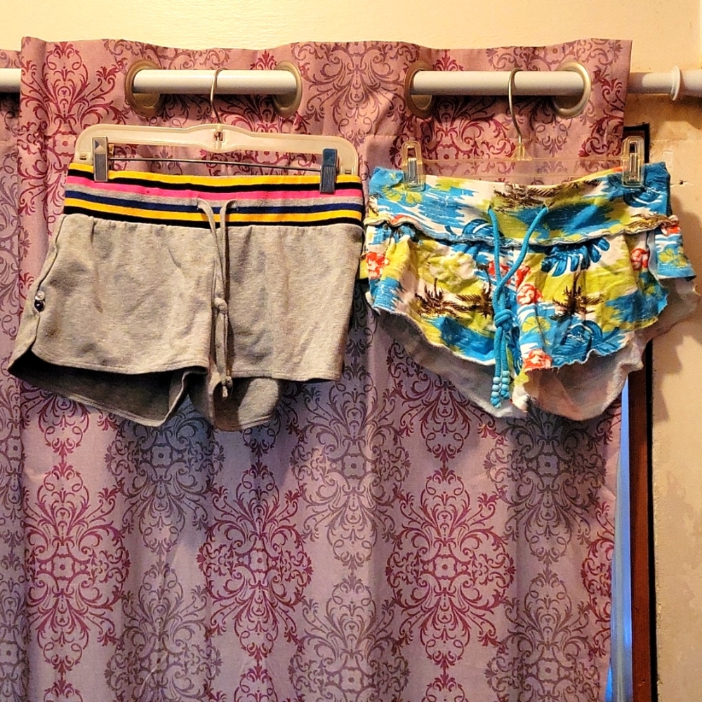 XS shorty shorts